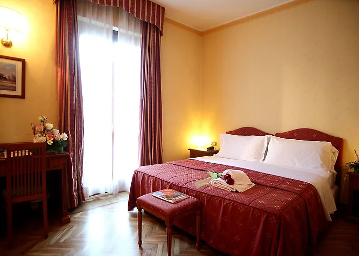Hotel Cavour 3*