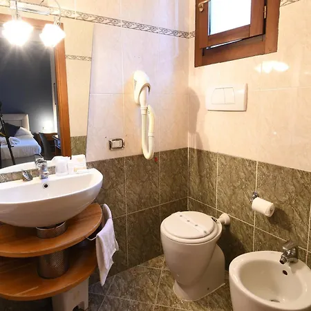 Cavour فندق راباللو