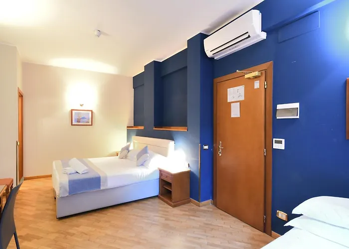 Cavour فندق راباللو