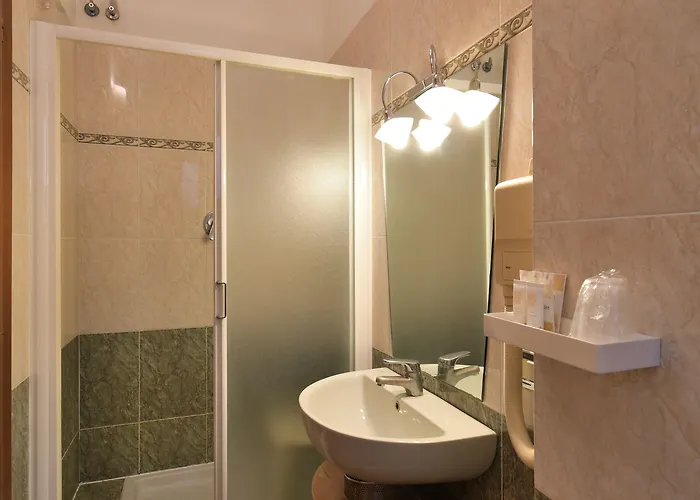 فندق Cavour راباللو