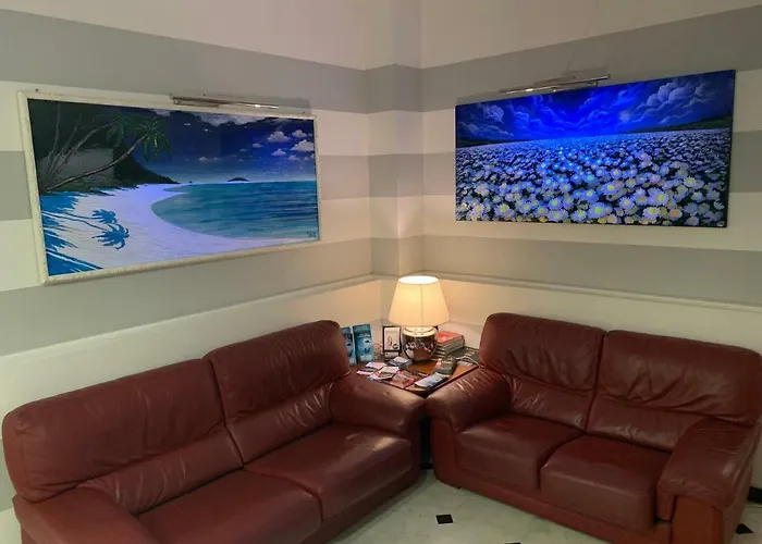 Cavour فندق راباللو